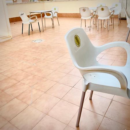 Roni Rooms Salou Kültér fotó